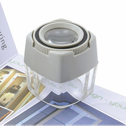 5 Star Focusing Cube Magnifier 8x Magnification