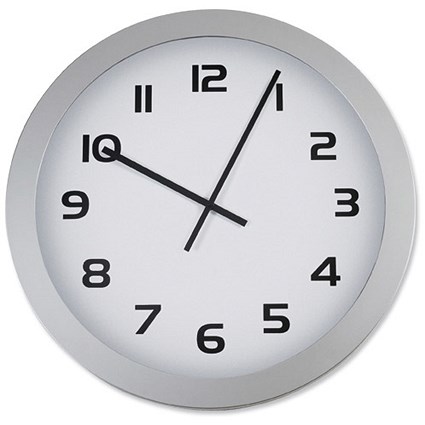 Wall Clock Giant Quartz Legible from 30m Distance Diameter 600mm