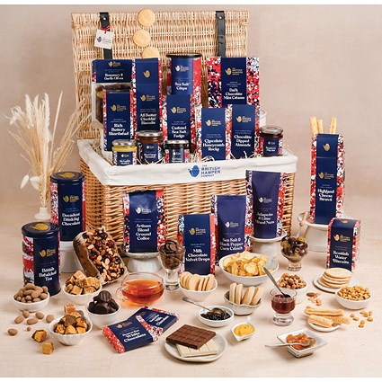 British Hamper Company Luxurious Wicker Hamper